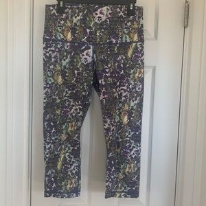 Lululemon floral crop leggings, size 10